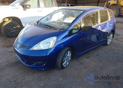 2009 Honda Fit Sport from USA, damaged, VIN JHMGE884X9S053892